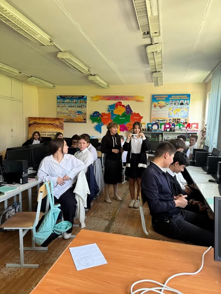 Мектебімізде 10-сынып оқушыларына арналған «Интернеттегі жасырын топтар: алдау әдістерін тану және қауіпсіздік» тақырыбында ақпараттық-профилактикалық тренинг өткізілді.