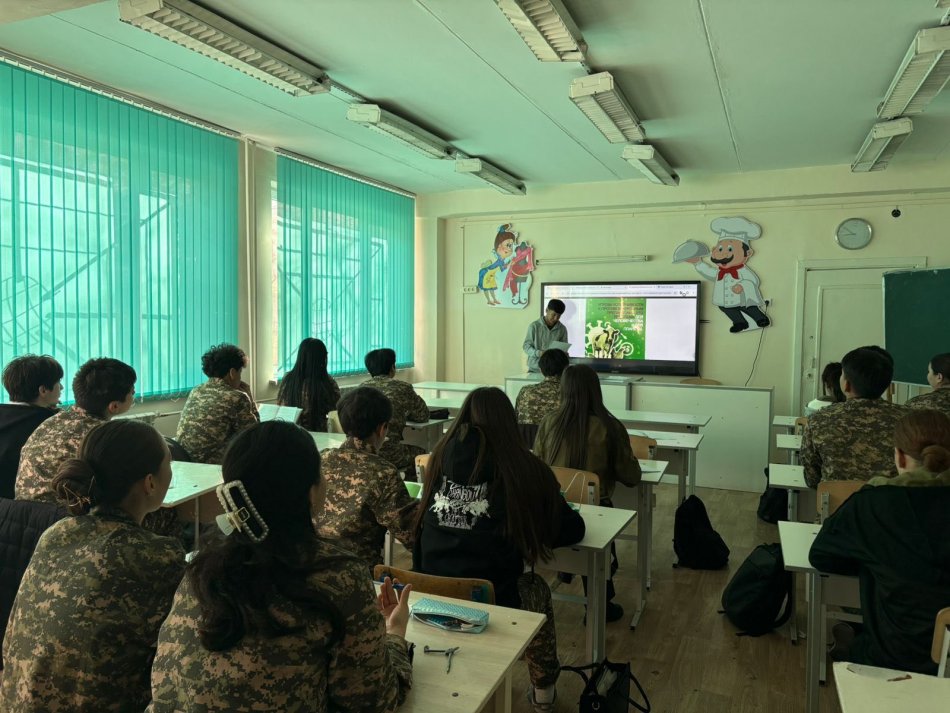 Мектебімізде Микробқа қарсы препараттарға төзімділік жөніндегі апталық өтті.