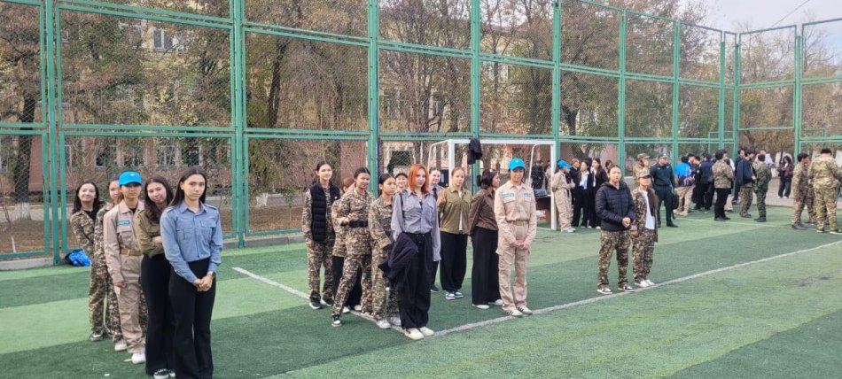 Шымкент қаласы әкімінің 2025 жылғы 10 ноябрьдағы №62-өкімі негізінде, Управления образованияның Әдістемелік орталығы тарапынан жастарды әскери-патриоттық тәрбиелеу бағыты бойынша бірқатар маңызды іс-шаралар ұйымдастырылуда.